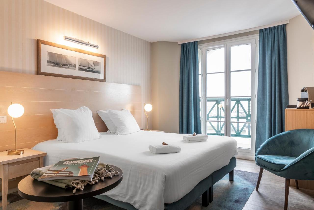 Sowell Hotels Le Beach ทรูวิลล์-ซูร์-แมร์ ภายนอก รูปภาพ