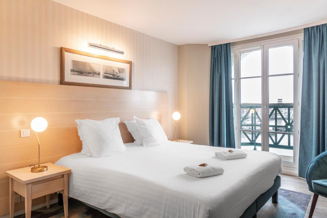 Sowell Hotels Le Beach ทรูวิลล์-ซูร์-แมร์ ภายนอก รูปภาพ