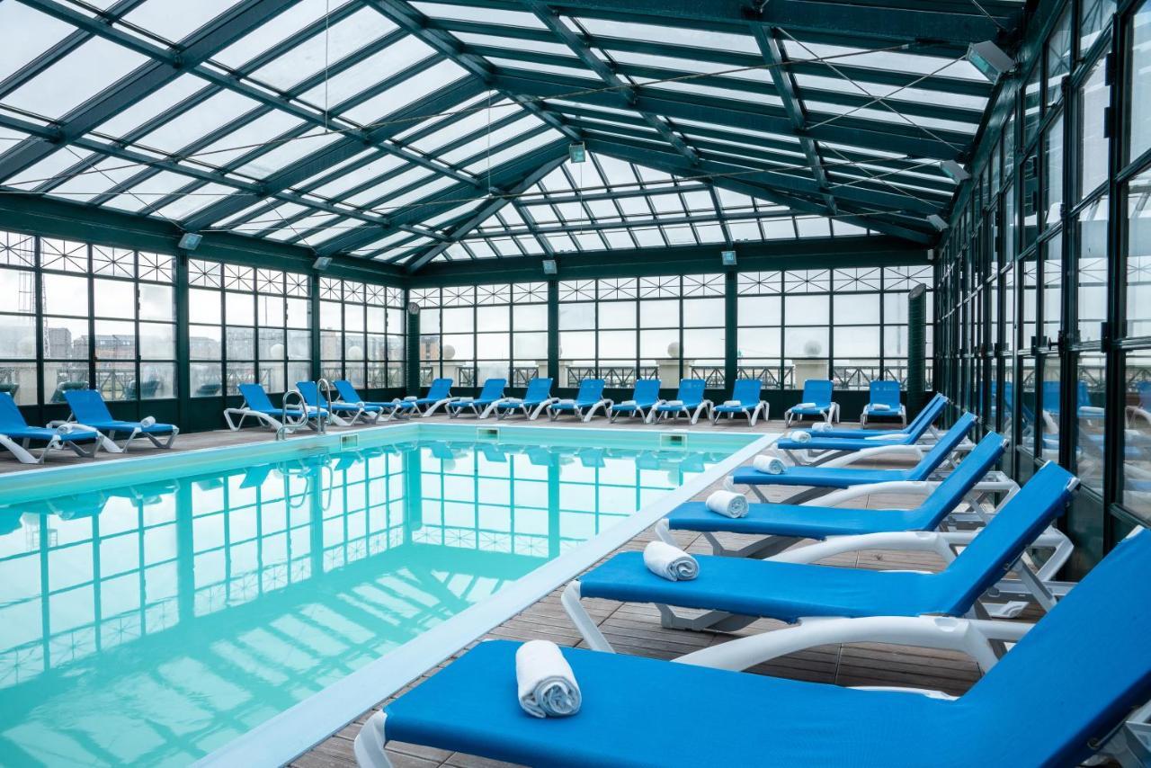 Sowell Hotels Le Beach ทรูวิลล์-ซูร์-แมร์ ภายนอก รูปภาพ