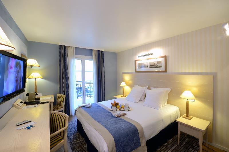 Sowell Hotels Le Beach ทรูวิลล์-ซูร์-แมร์ ภายนอก รูปภาพ